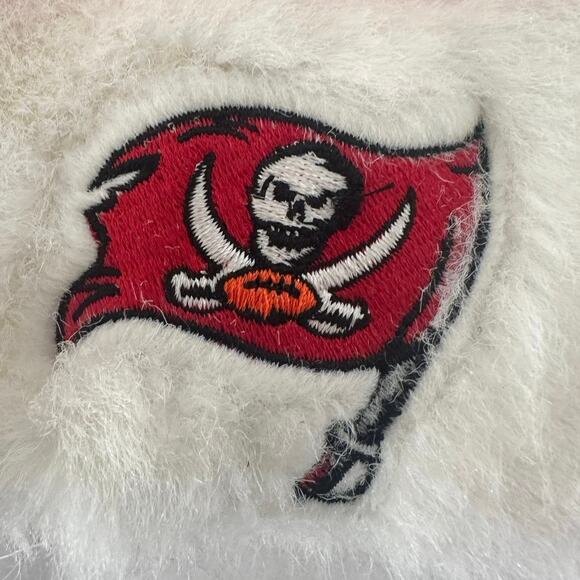 Christmas Buccaneers Santa hat in great condition holidays football NFL - Picture 2 of 4